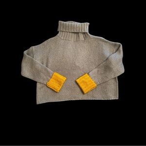 John + Jenn Oversized Cropped Gray Turtleneck with Gold Sleeves Size XL